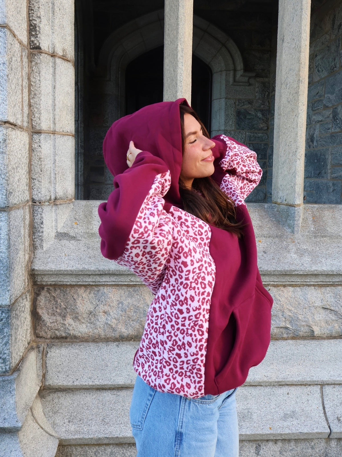 Campus Hoodie in Burgundy Leopard