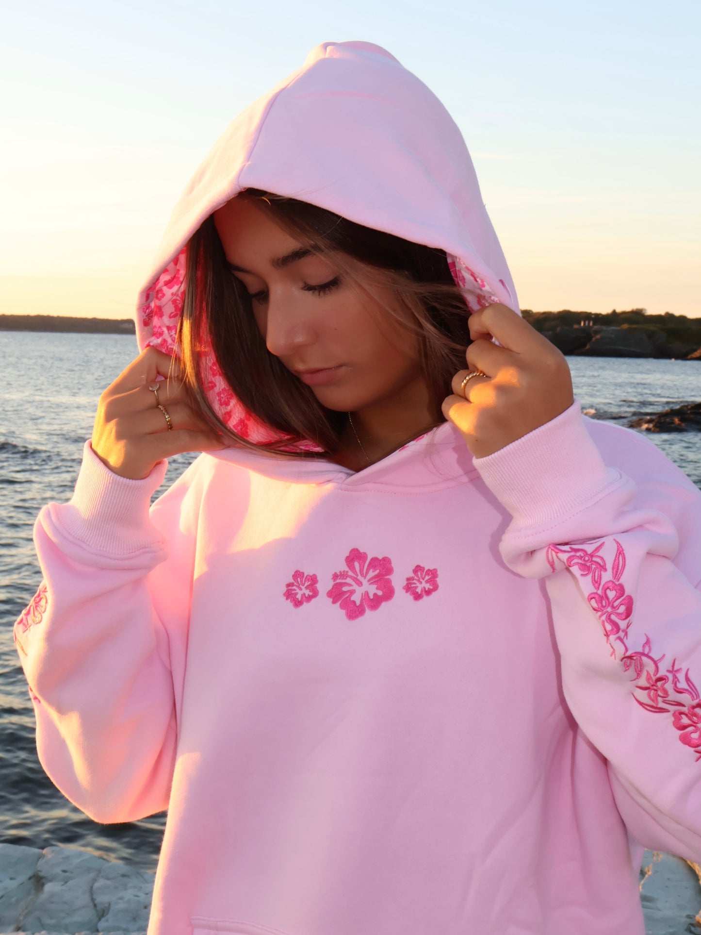 Hibiscus Hoodie in Sunset Pink