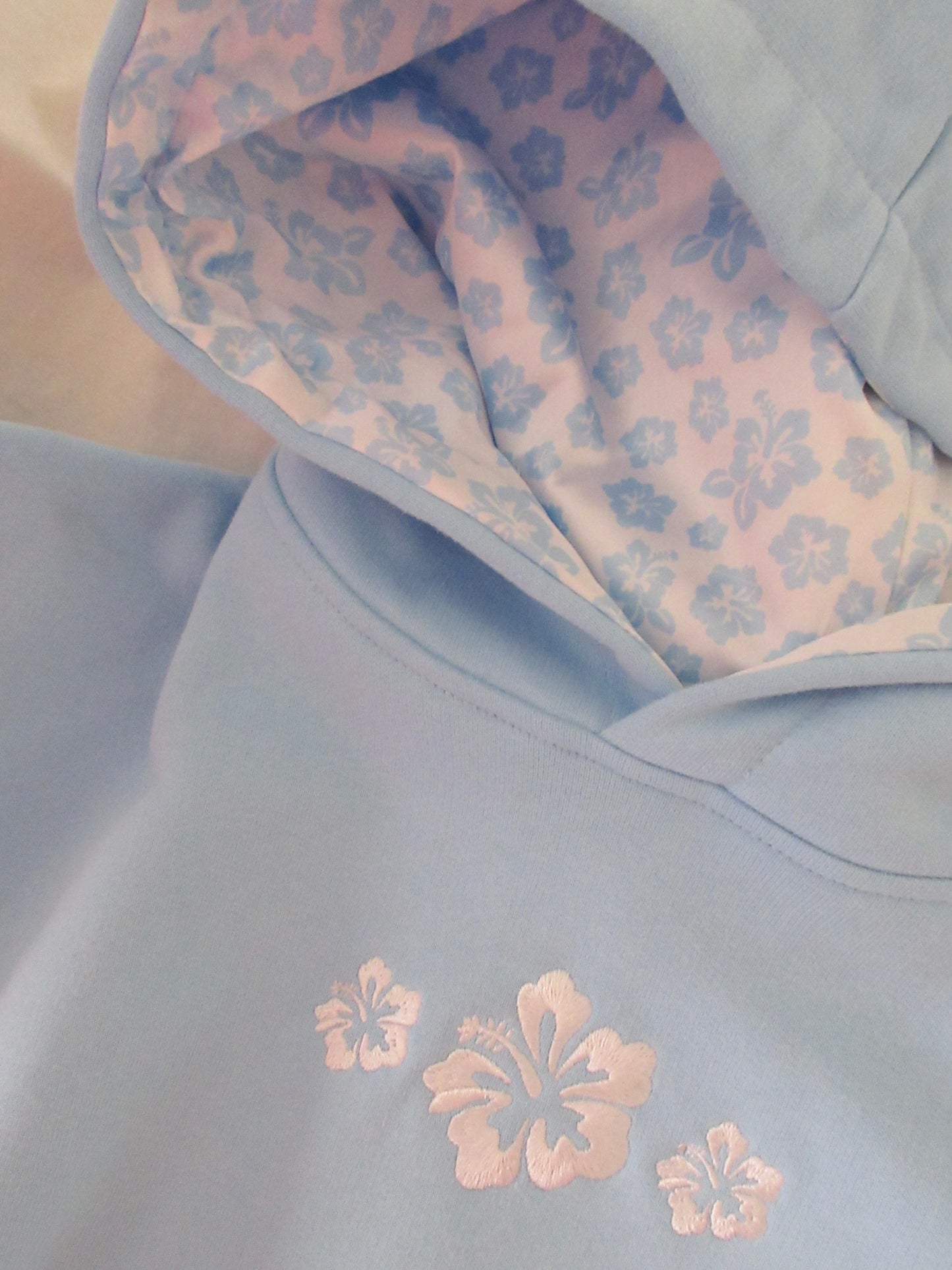 Hibiscus Hoodie in Sky Blue